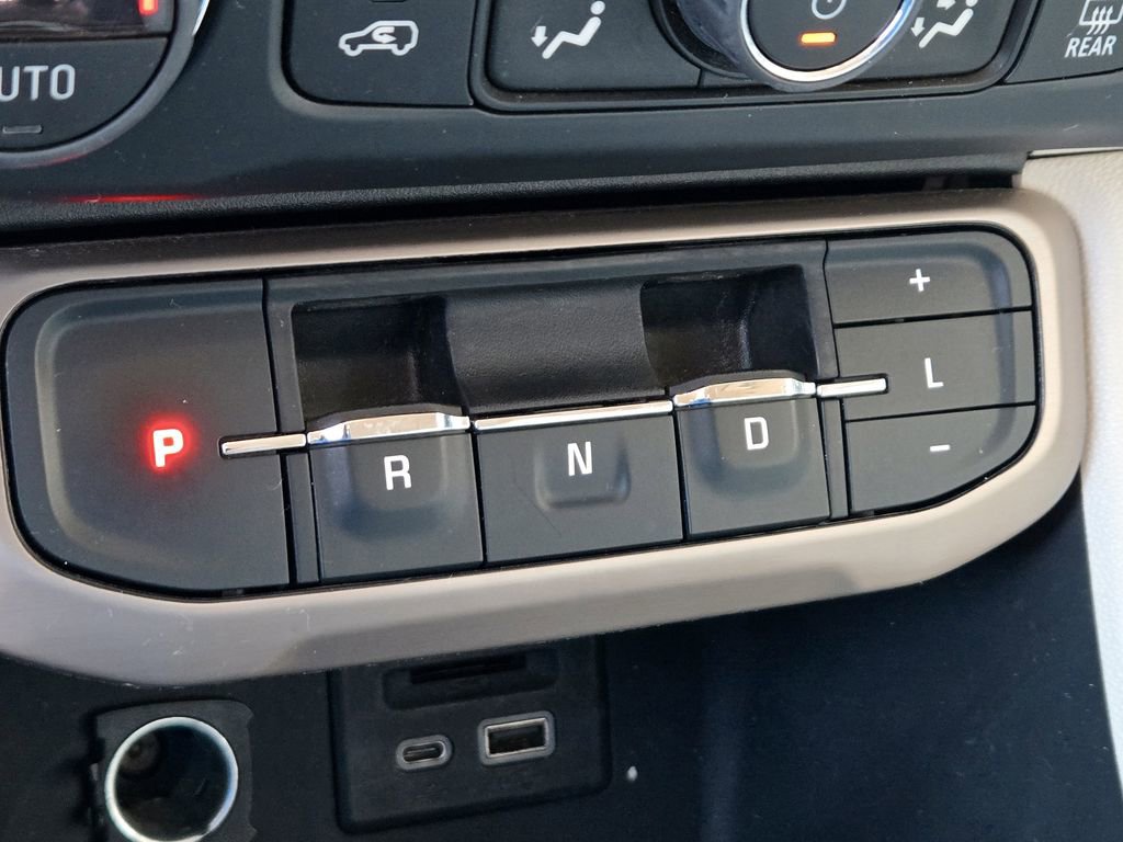 Used 2023 GMC Acadia Denali FWD image 20