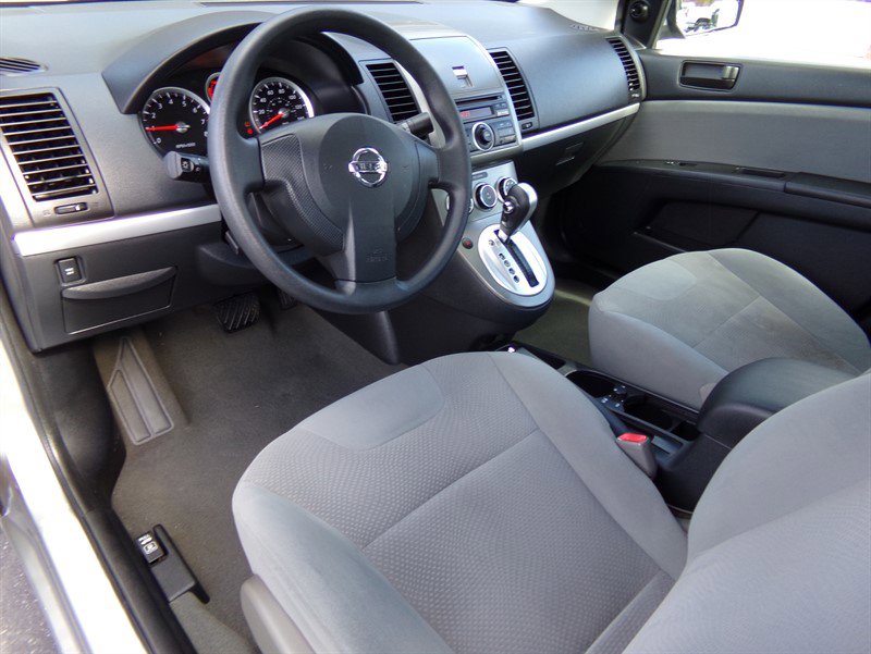 Used 2011 Nissan Sentra 2.0 image 21
