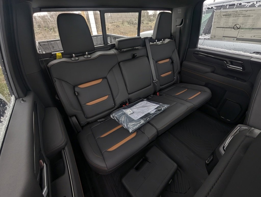 New 2026 GMC Sierra 2500 AT4 w/ AT4 Premium Plus Package image 17