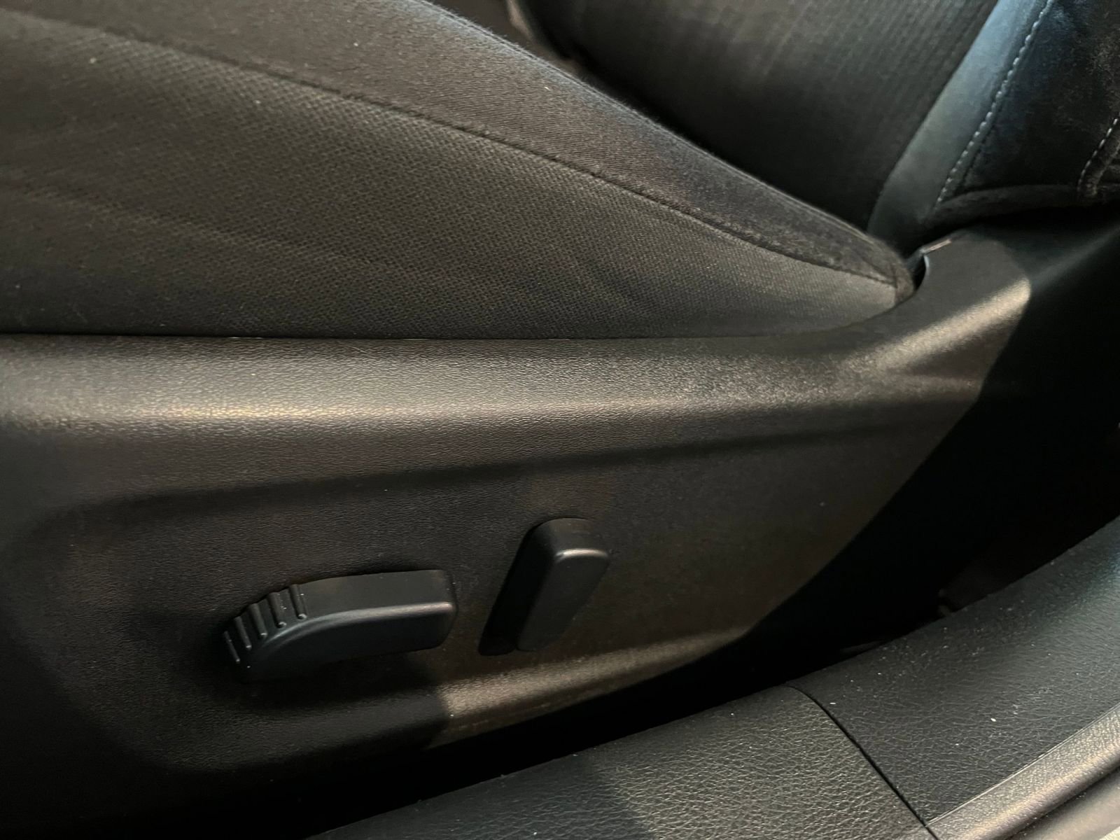 Used 2025 Nissan Altima 2.5 SV image 22