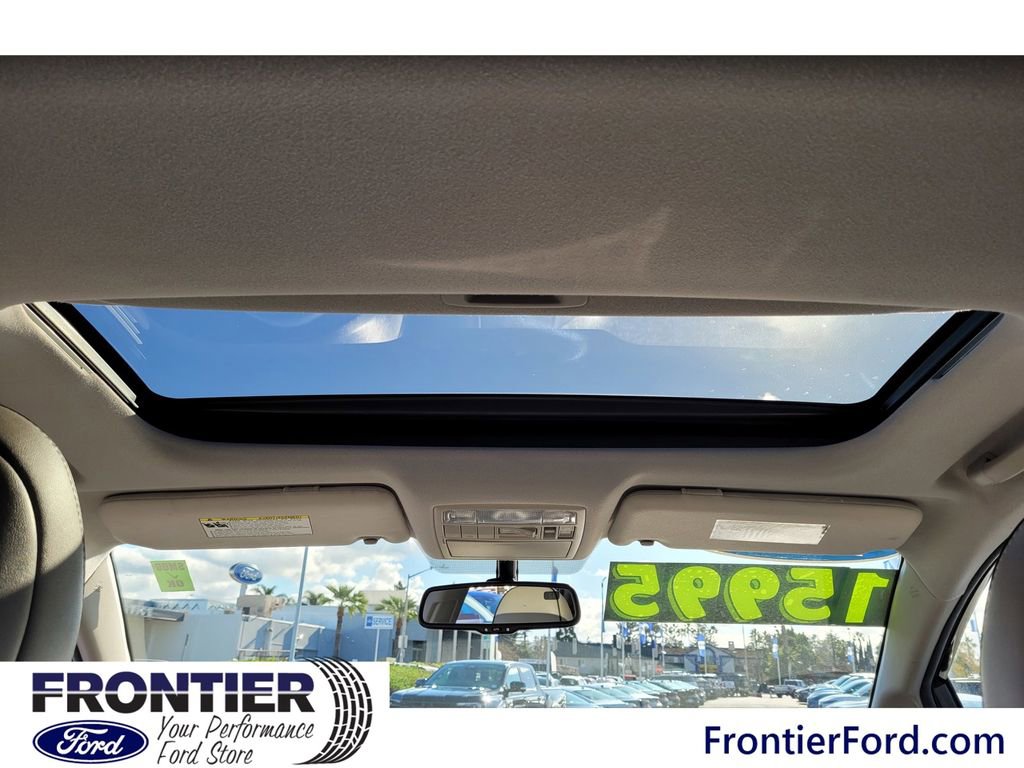 Used 2013 Toyota Venza Limited image 10