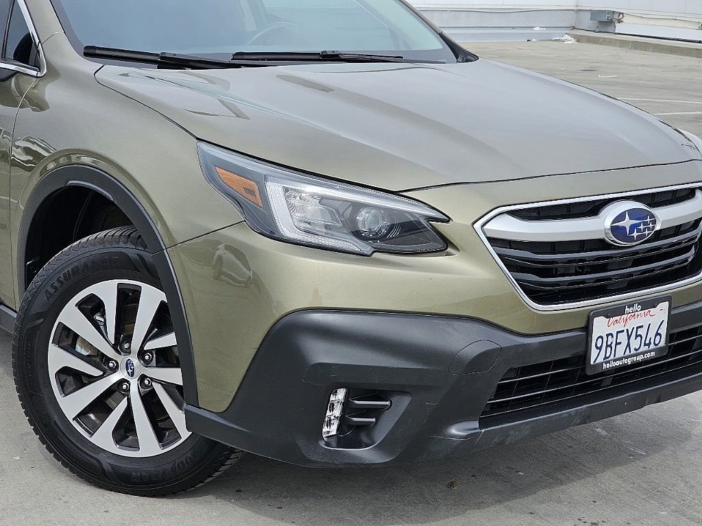 Used 2022 Subaru Outback Premium image 6