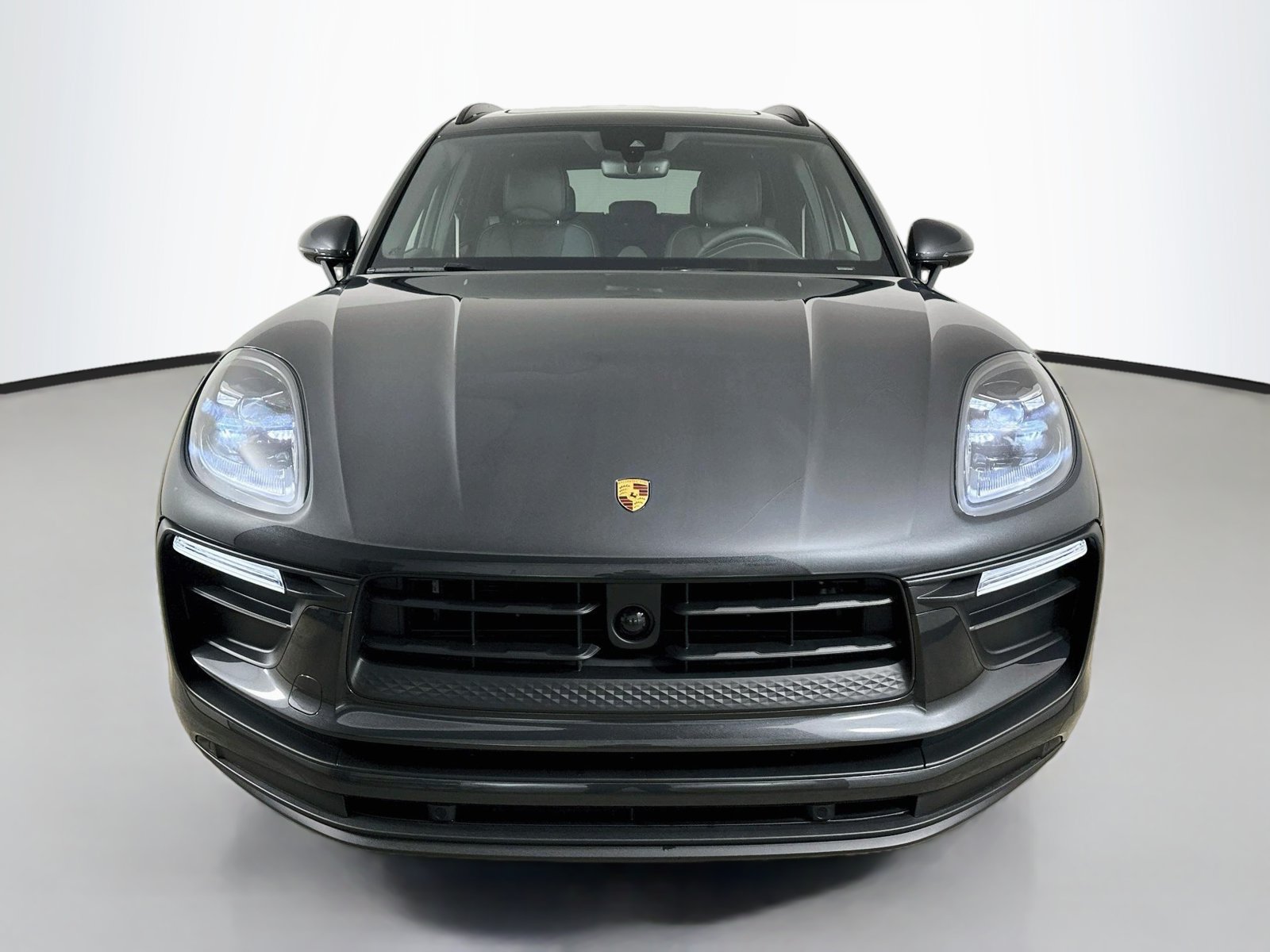 New 2026 Porsche Macan AWD/4WD image 2