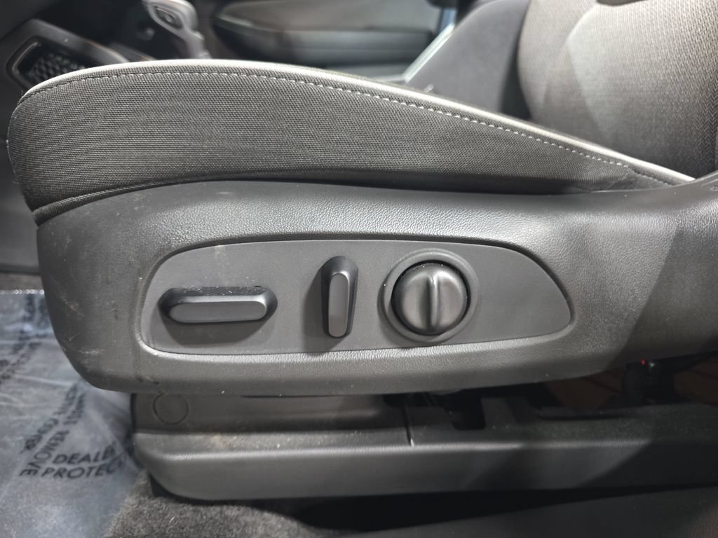 Used 2023 Chevrolet TrailBlazer LT FWD image 27