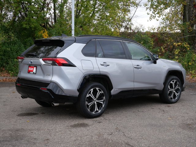 Used 2021 Toyota RAV4 XSE w/ Weather Package AWD/4WD image 5