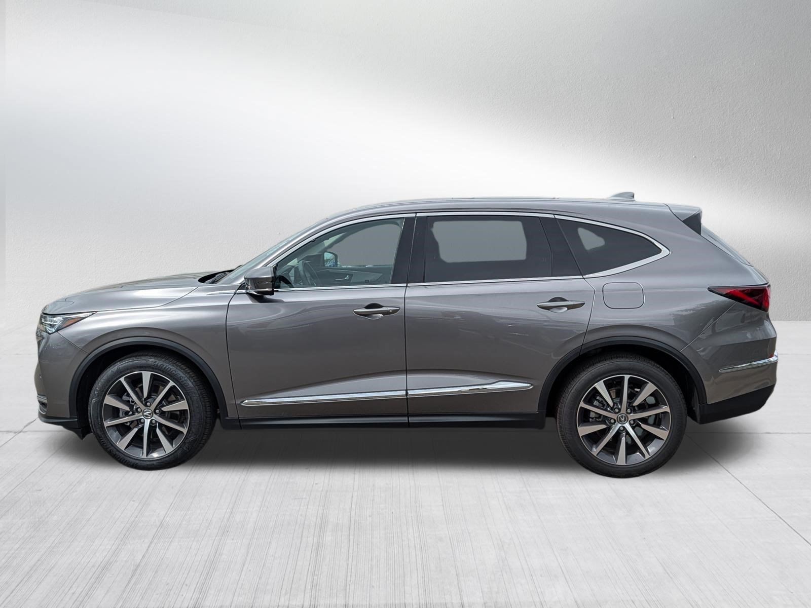 Certified 2026 Acura MDX w/ Technology Package AWD/4WD image 4