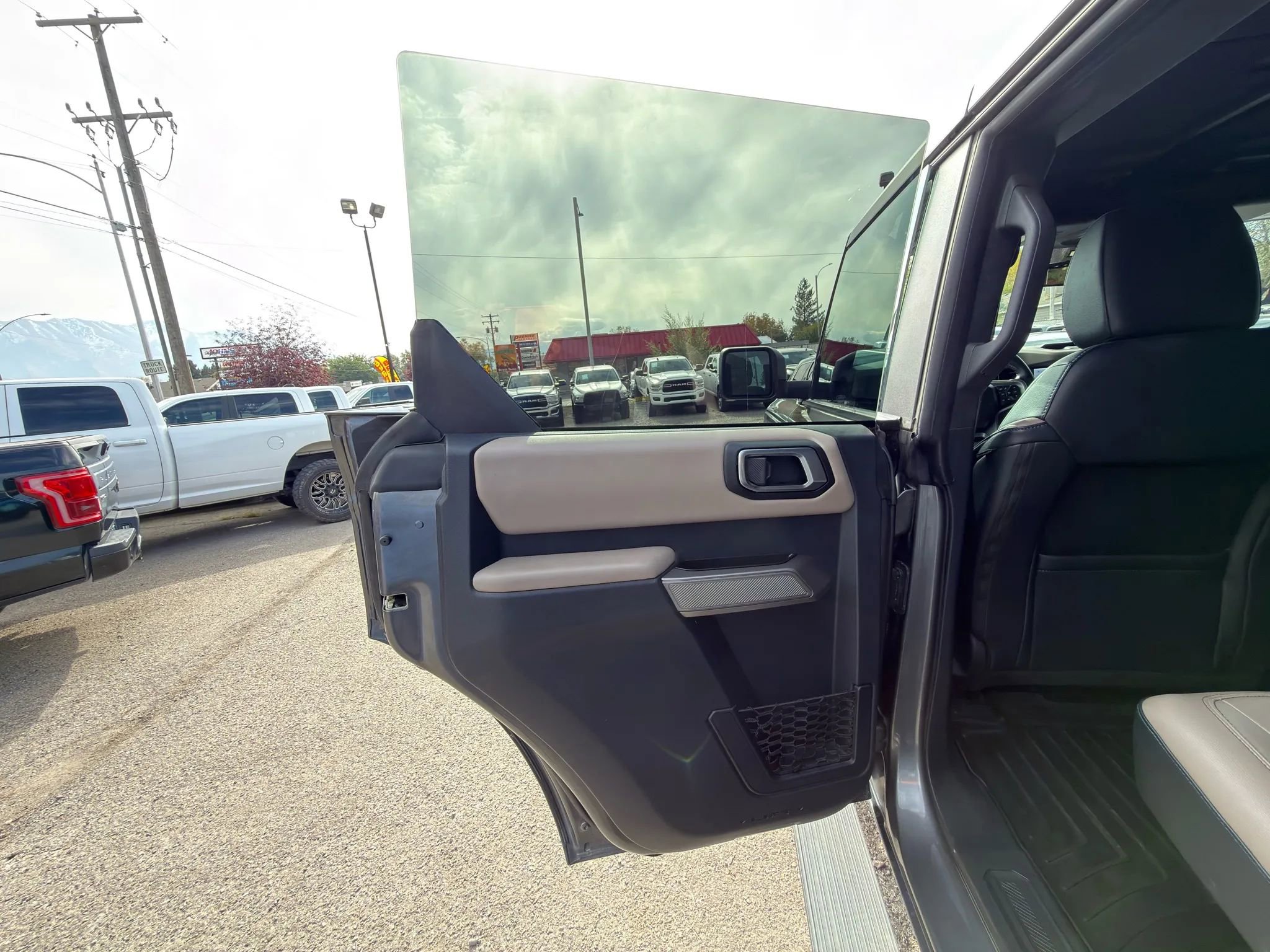 Used 2022 Ford Bronco Wildtrak image 20