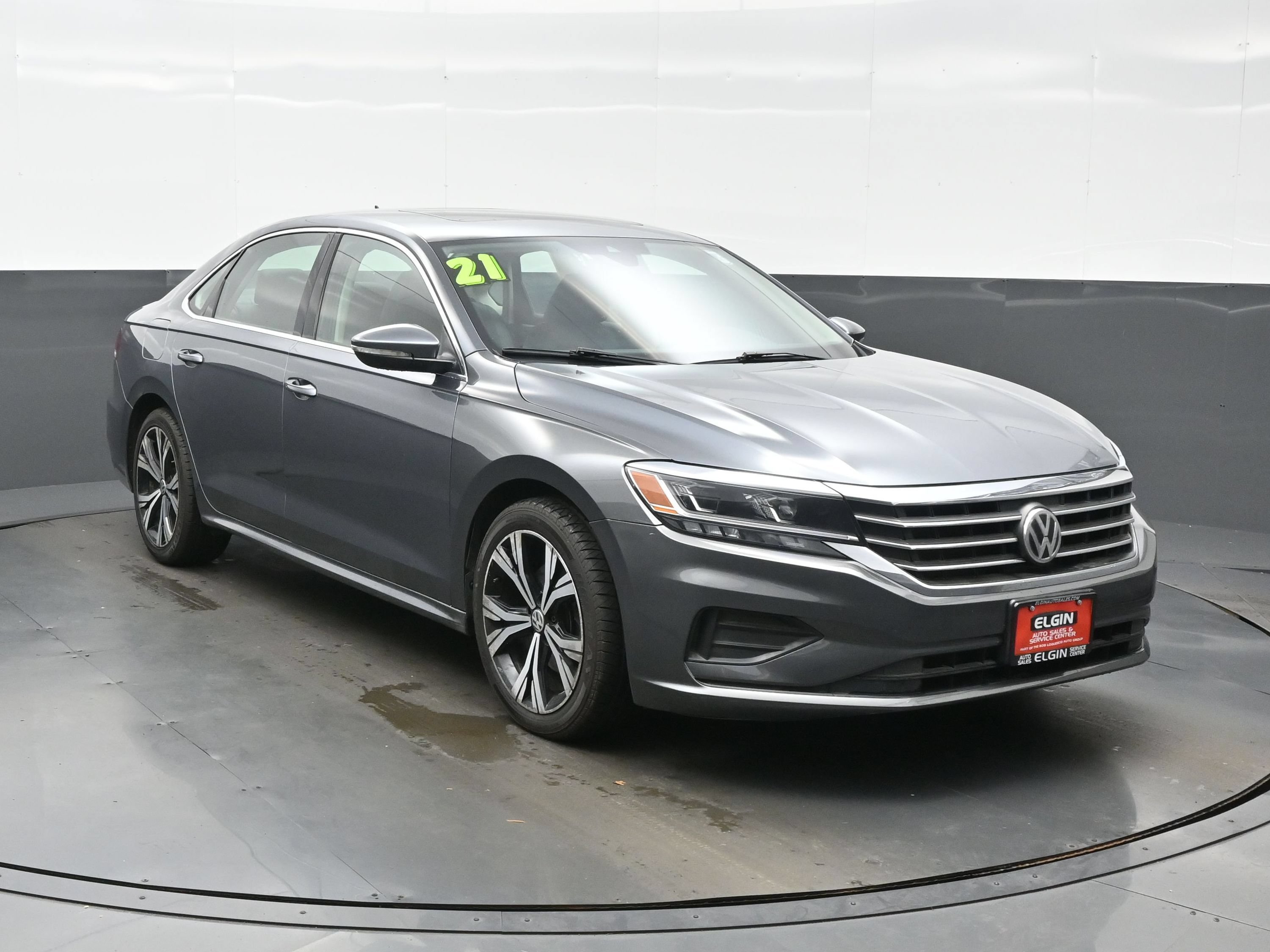 Used 2021 Volkswagen Passat 2.0T SE FWD image 7