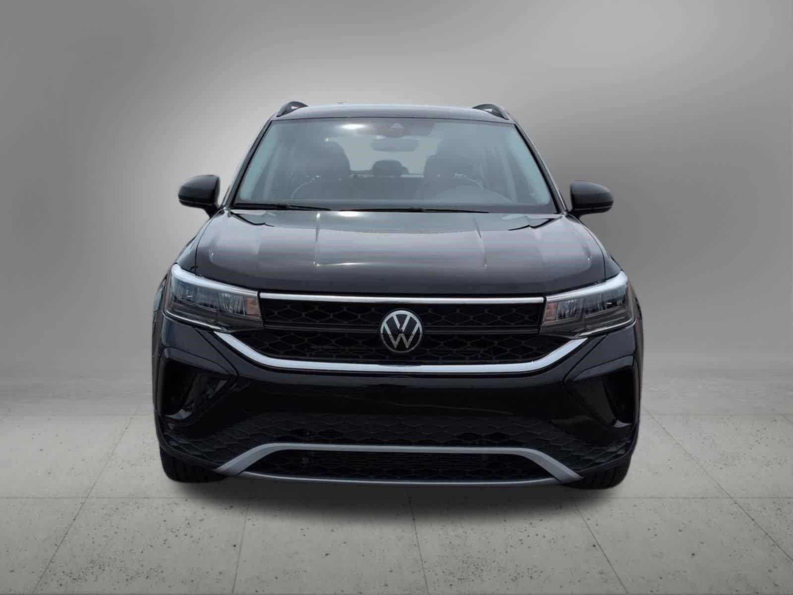 Used 2023 Volkswagen Taos S w/ Driver Assistance Package AWD/4WD image 9