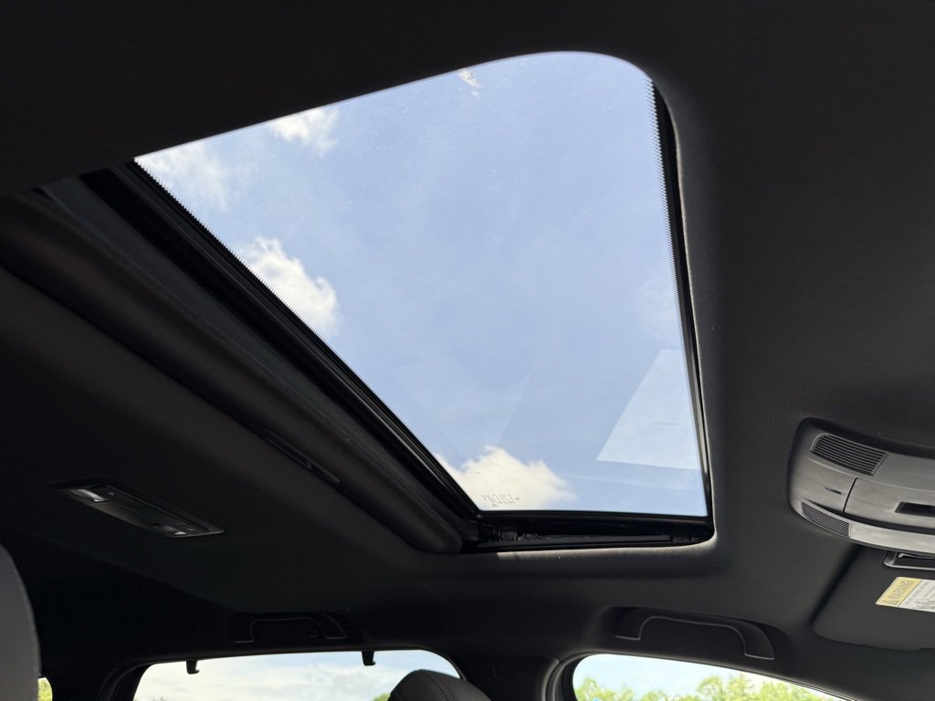 Used 2023 MAZDA CX-9 Signature image 24