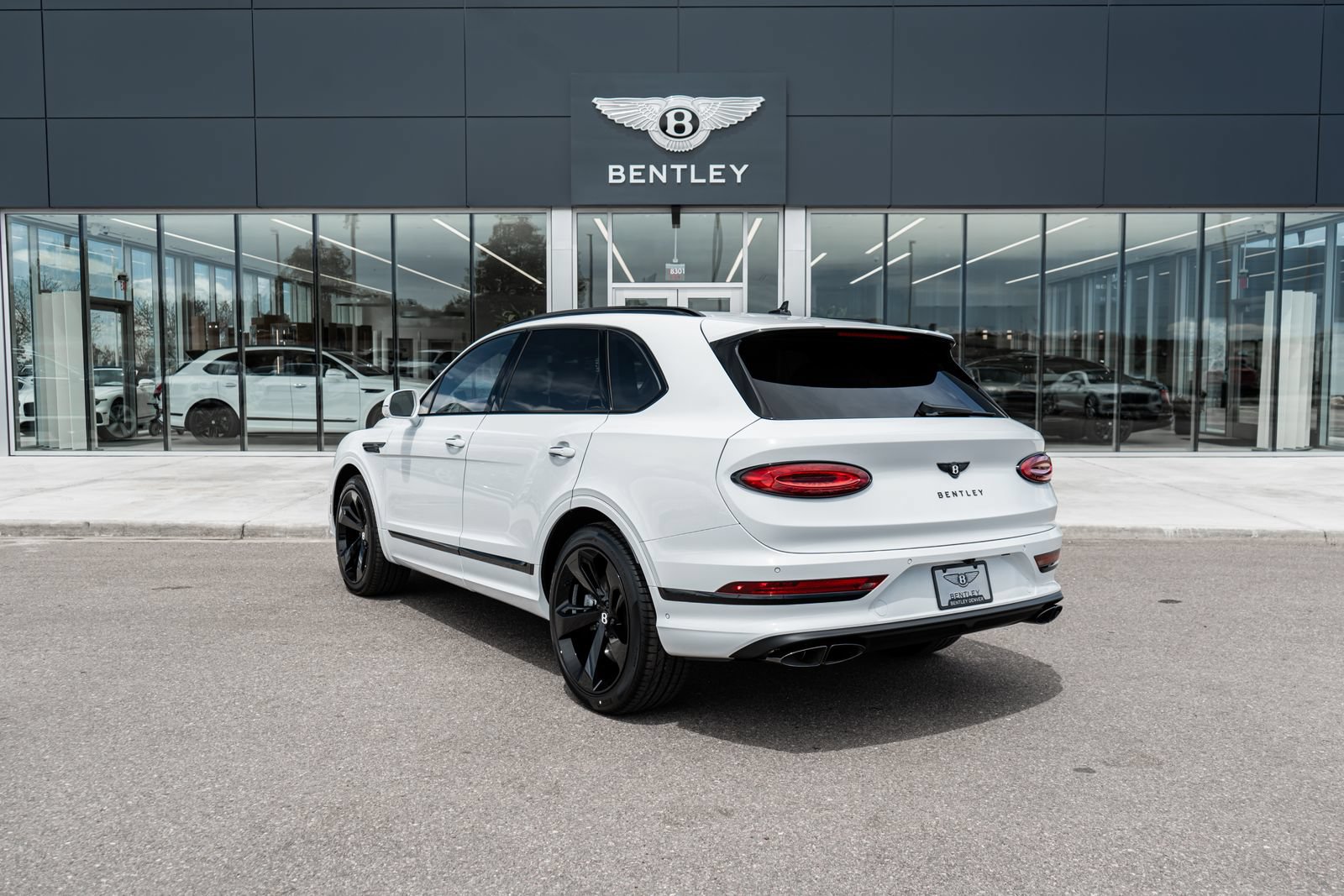 New 2026 Bentley Bentayga AWD/4WD image 8