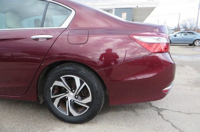 Used 2016 Honda Accord LX image 20