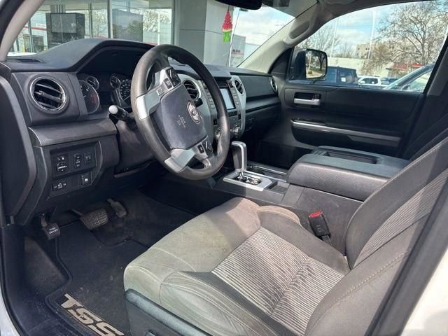 Used 2015 Toyota Tundra SR5 w/ SR5 Upgrade Package image 22