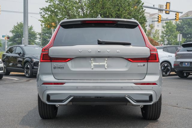 New 2026 Volvo XC60 B5 Plus w/ Protection Package Premier AWD/4WD image 6