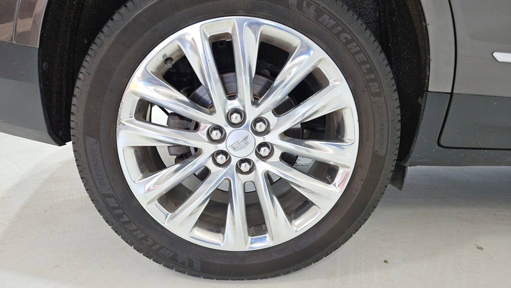 Used 2019 Cadillac XT5 Premium Luxury w/ Driver Assist Package image 45