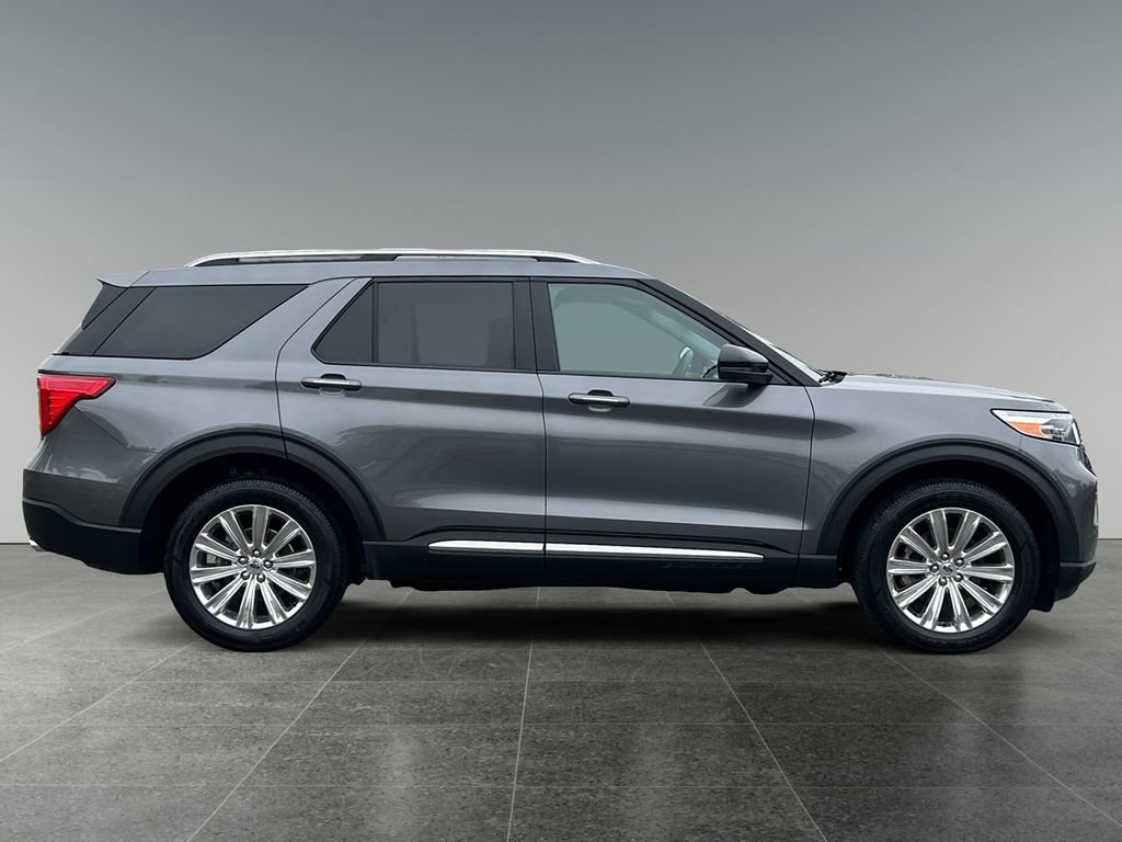 Used 2022 Ford Explorer Limited w/ Equipment Group 301A image 8