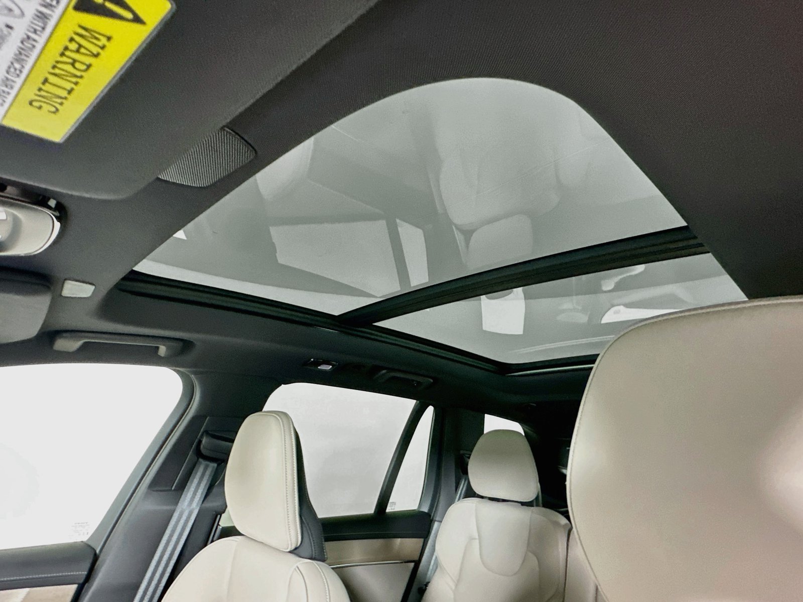 New 2026 Volvo XC90 T8 Plus w/ Protection Package AWD/4WD image 29