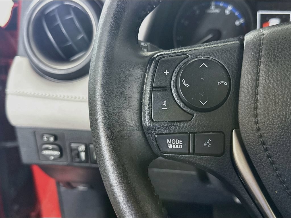 Used 2017 Toyota RAV4 XLE FWD image 20