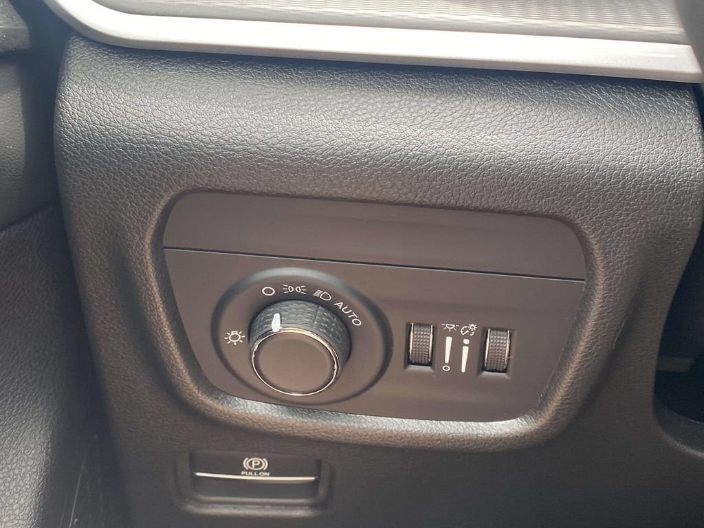 New 2026 Jeep Grand Cherokee L 2WD image 52