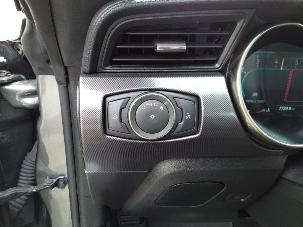 Used 2022 Ford Mustang Shelby GT500 w/ Technology Package image 11