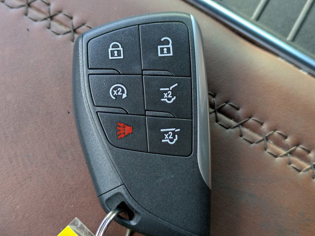 Used 2023 GMC Yukon Denali Ultimate image 38