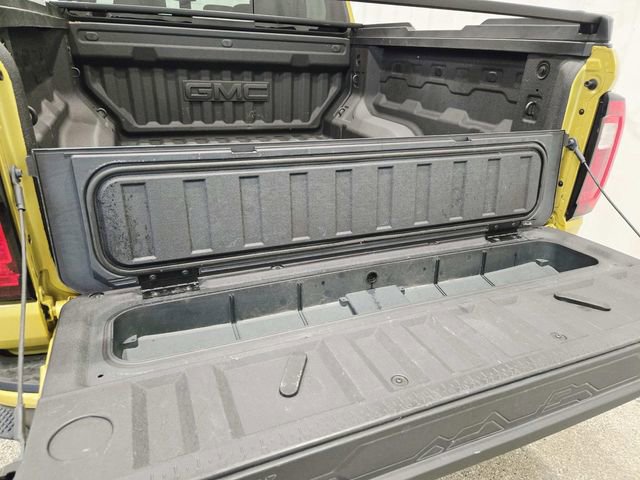 Used 2024 GMC Canyon AT4 w/ AT4 Premium Package image 12