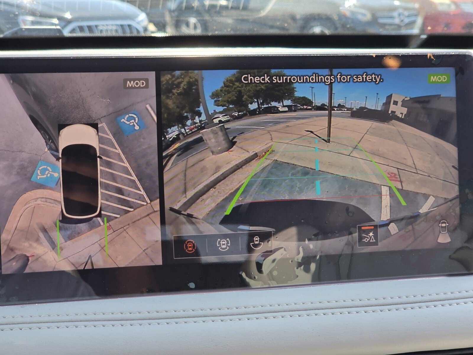Used 2026 INFINITI QX60 Luxe w/ Cargo Package FWD image 22