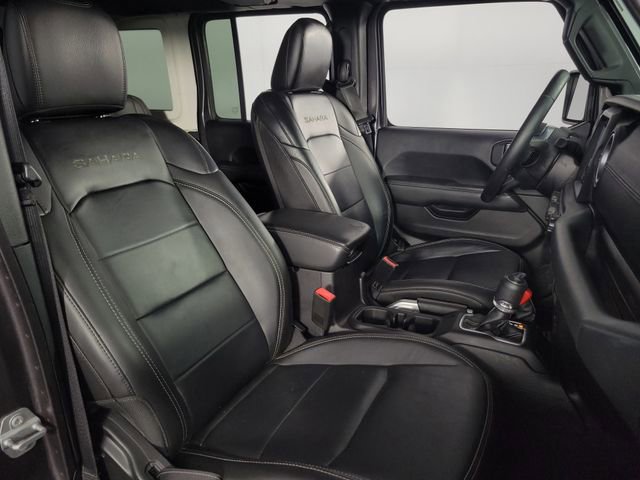 Used 2018 Jeep Wrangler Unlimited Sahara w/ Dual Top Group image 15