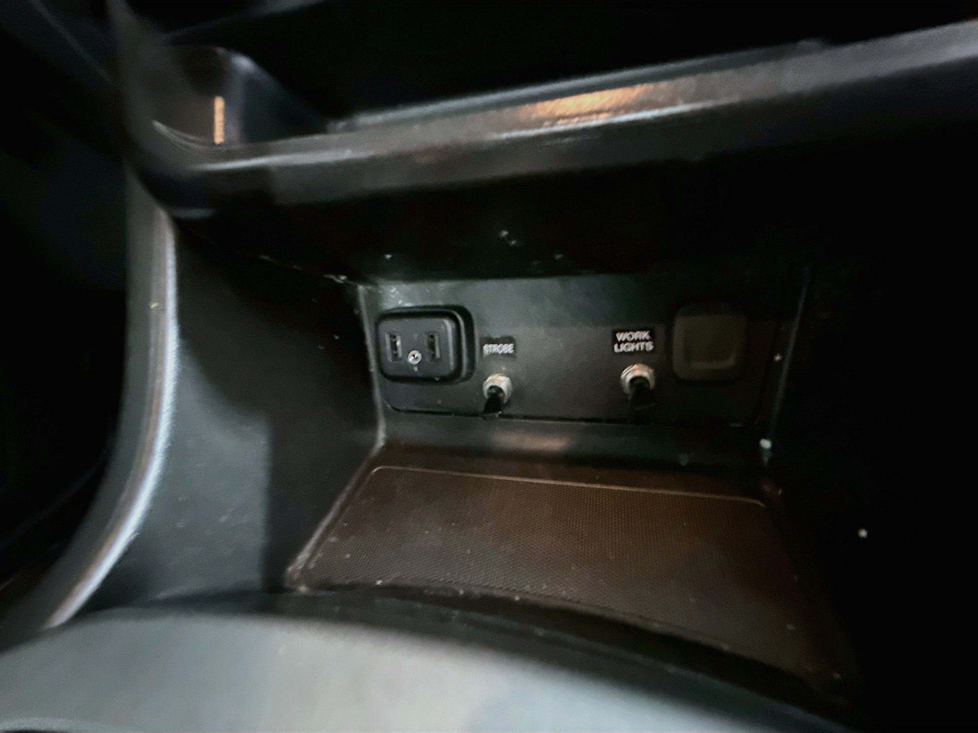 Used 2022 Chevrolet Colorado LT w/ Fleet Safety Package RWD image 39