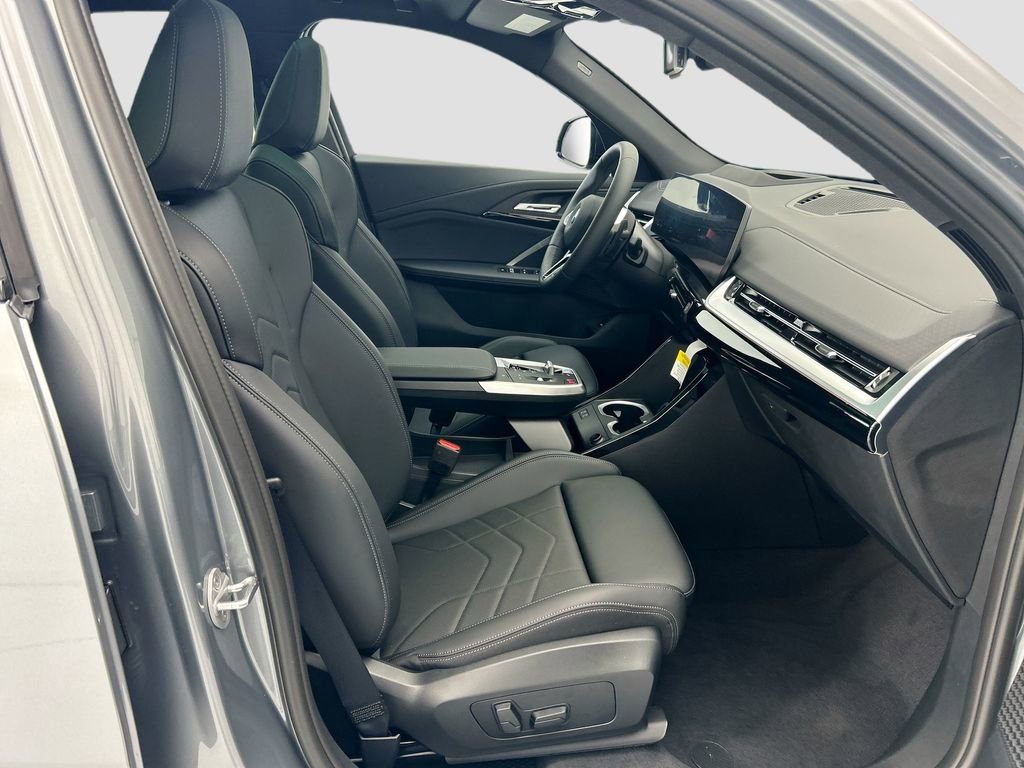 New 2026 BMW X2 xDrive28i w/ Technology Package image 18