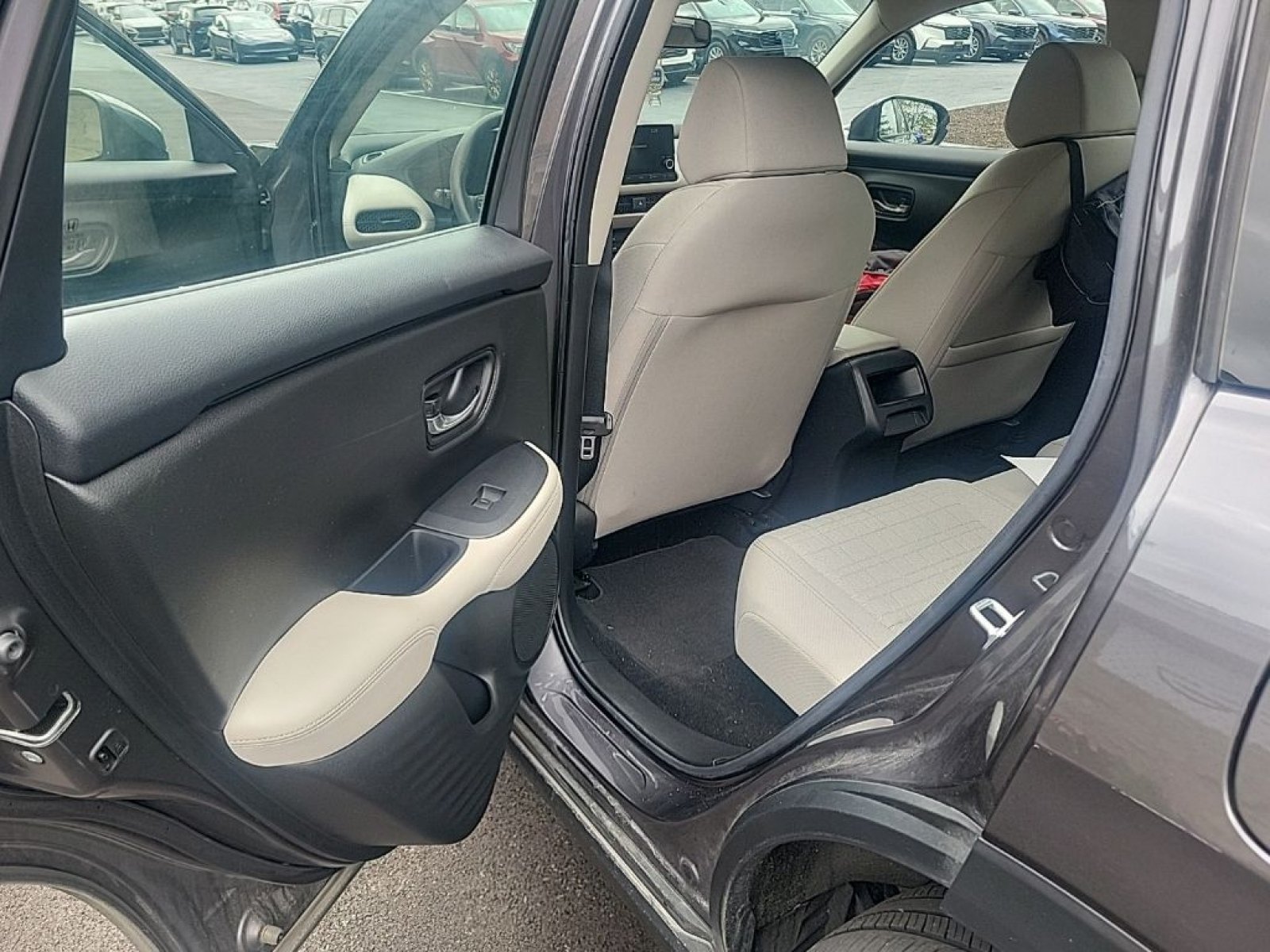 Used 2024 Honda HR-V LX image 14