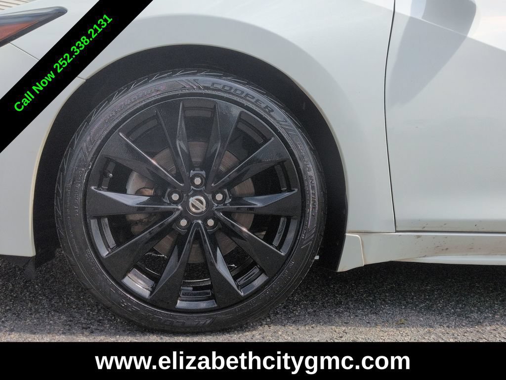 Used 2019 Nissan Maxima SR w/ Premium Package FWD image 23