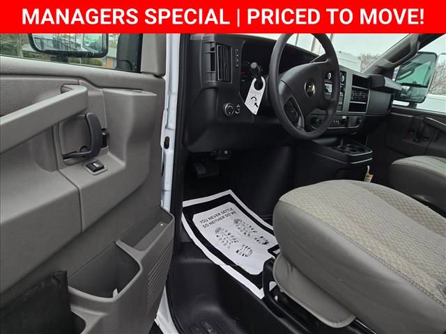 New 2025 Chevrolet Express 3500 w/ Power Convenience Package RWD image 15