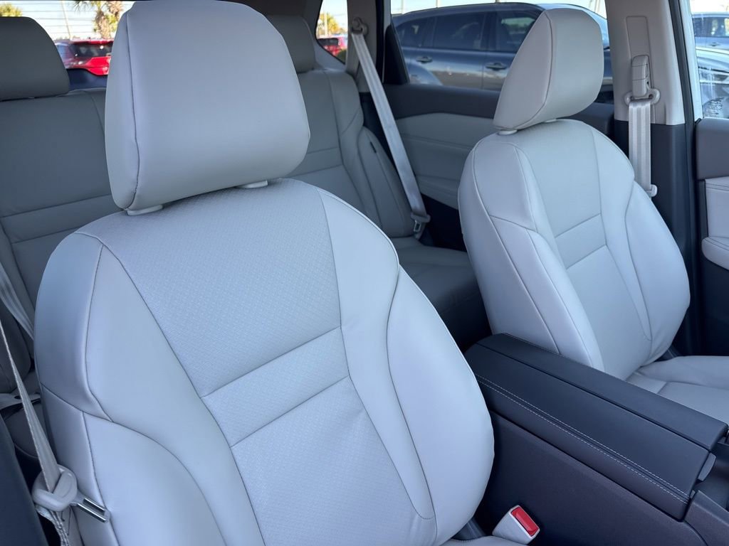 New 2026 Nissan Rogue SV FWD image 21