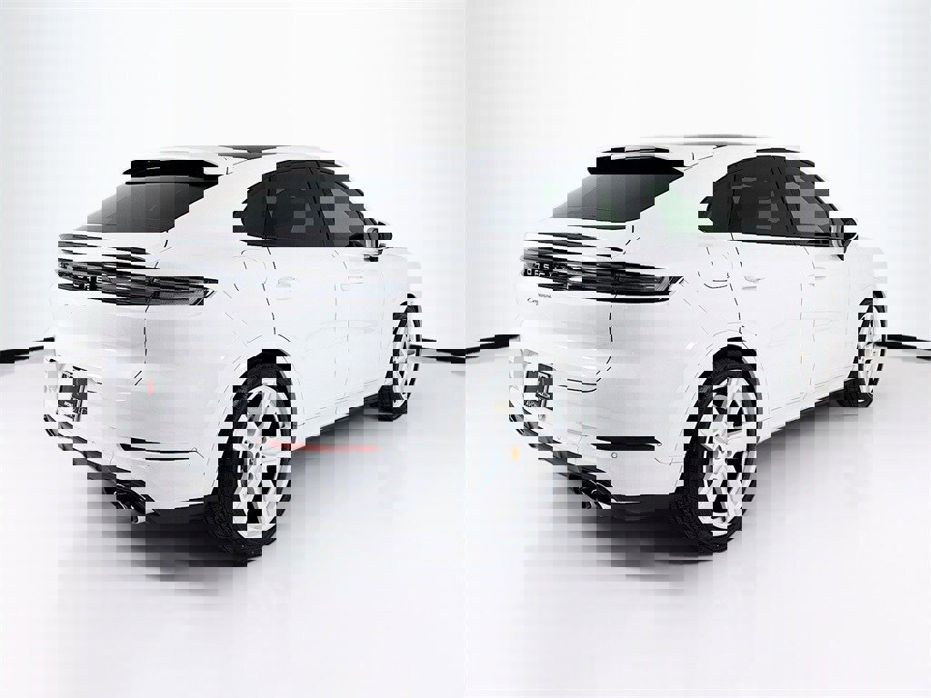 New 2026 Porsche Cayenne Coupe image 9
