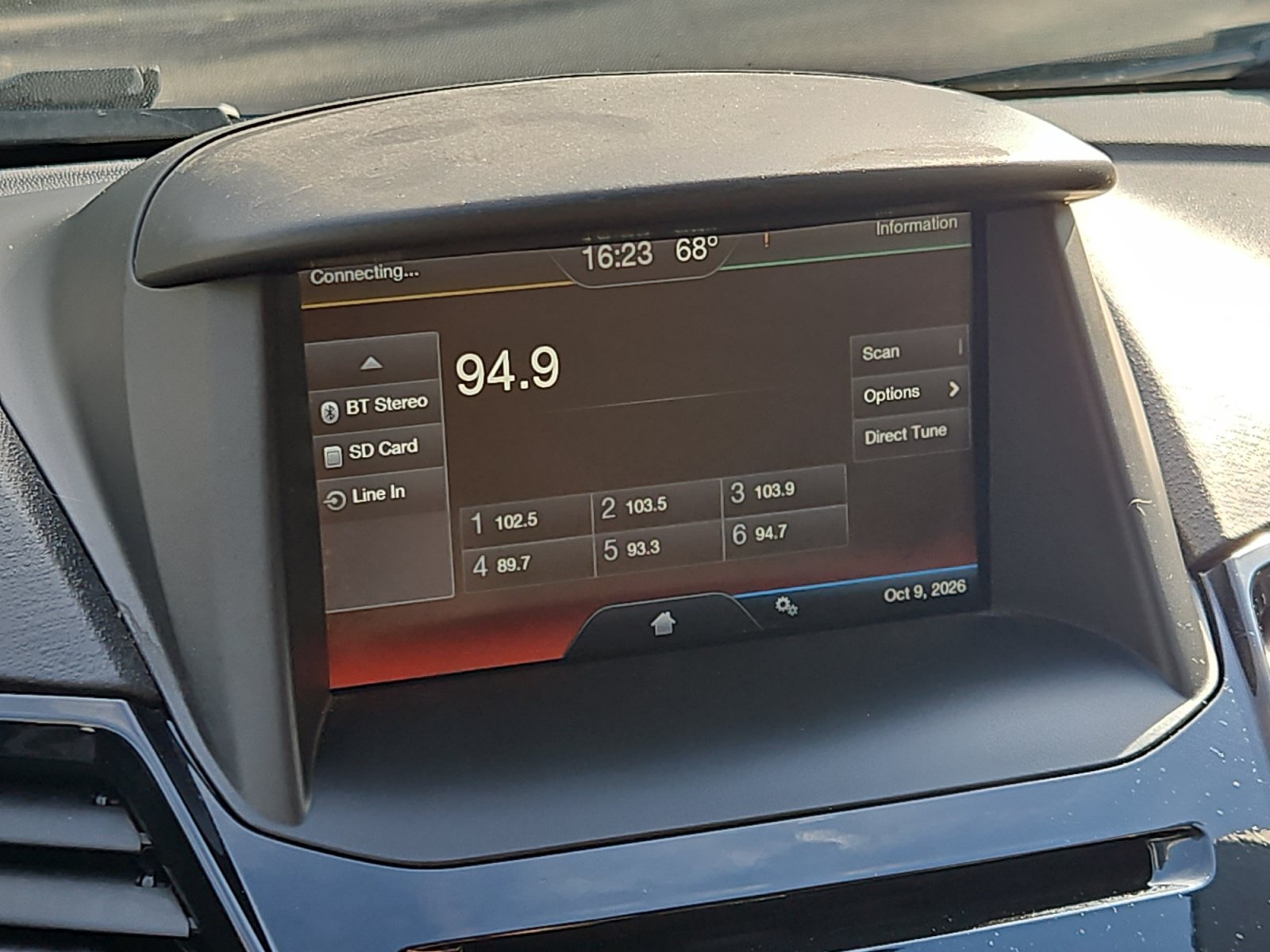 Used 2015 Ford Fiesta SE FWD image 17