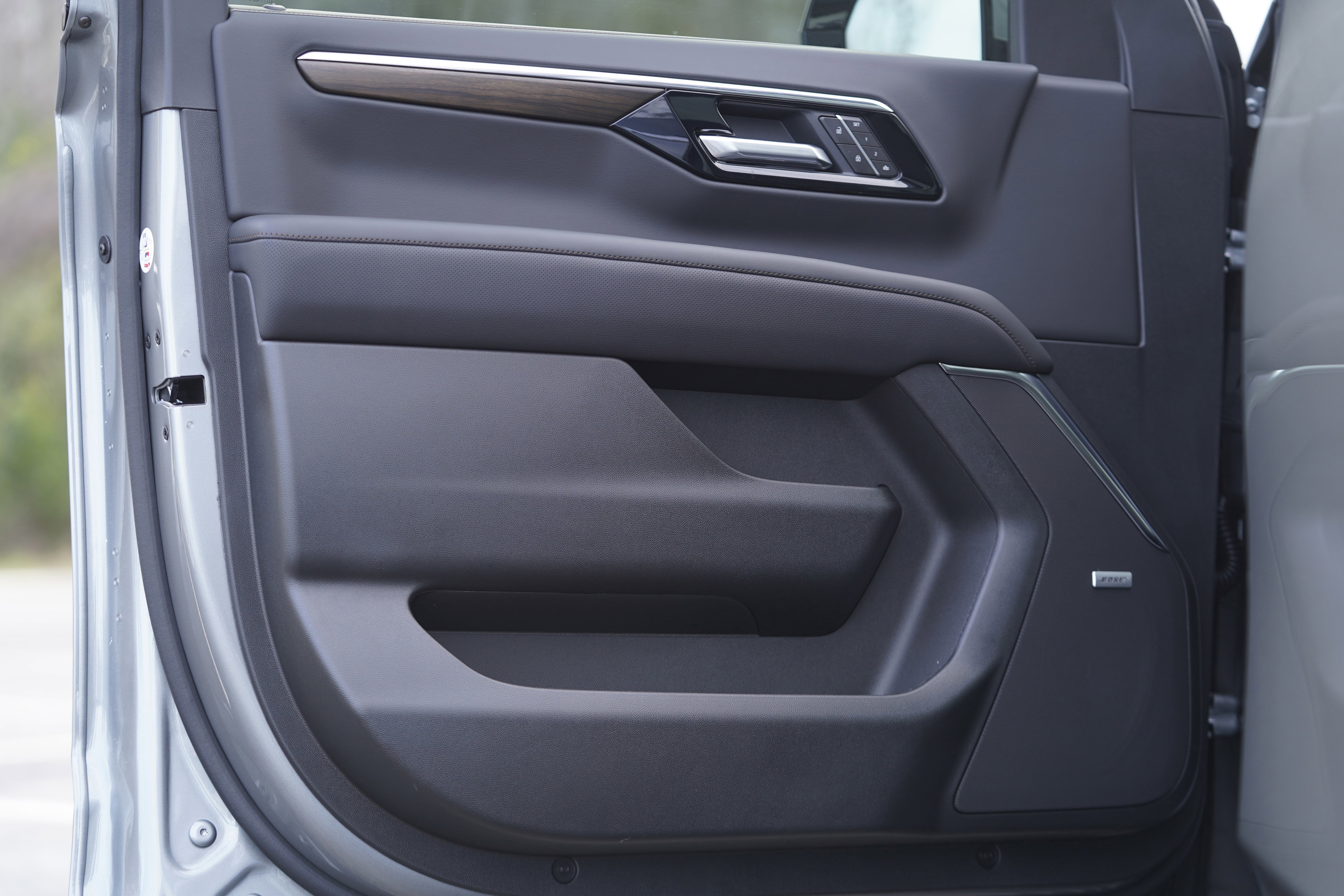 New 2026 Chevrolet Tahoe High Country image 18