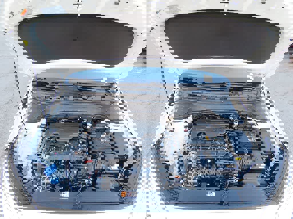 Used 2023 Hyundai Kona SEL AWD/4WD image 10