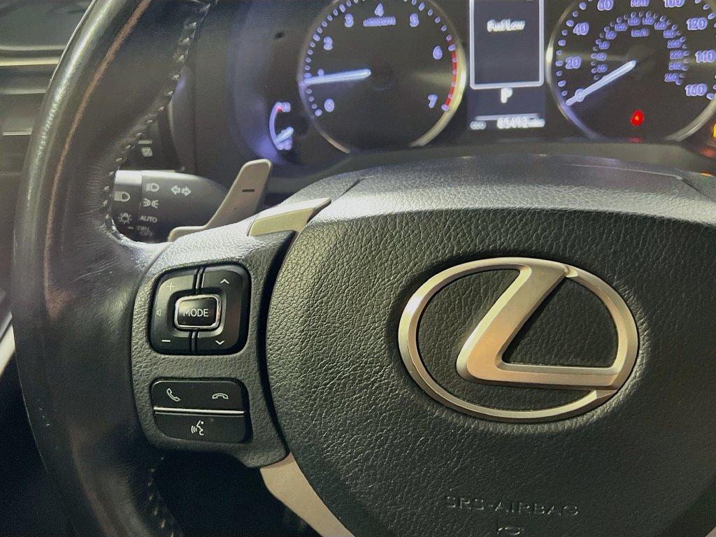 Used 2017 Lexus IS 200t w/ Premium Package RWD image 16