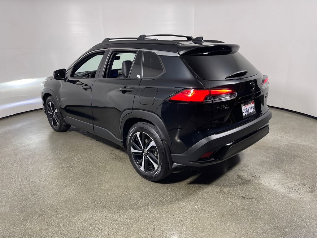 Certified 2025 Toyota Corolla Cross AWD Hybrid image 5