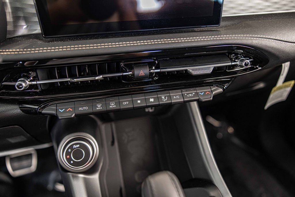 New 2025 Alfa Romeo Tonale w/ Premium Package AWD/4WD image 26