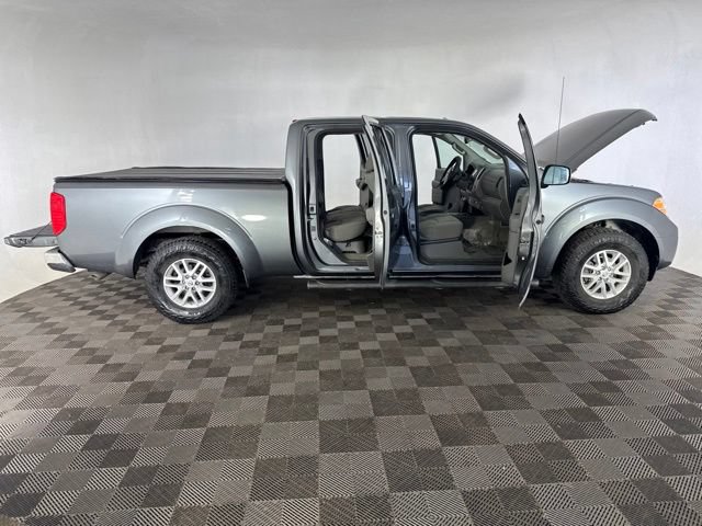 Used 2016 Nissan Frontier SV w/ SV Value Truck Package RWD image 13