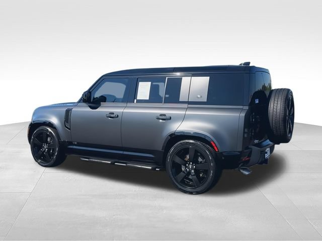 Used 2023 Land Rover Defender 110 V8 AWD/4WD image 6