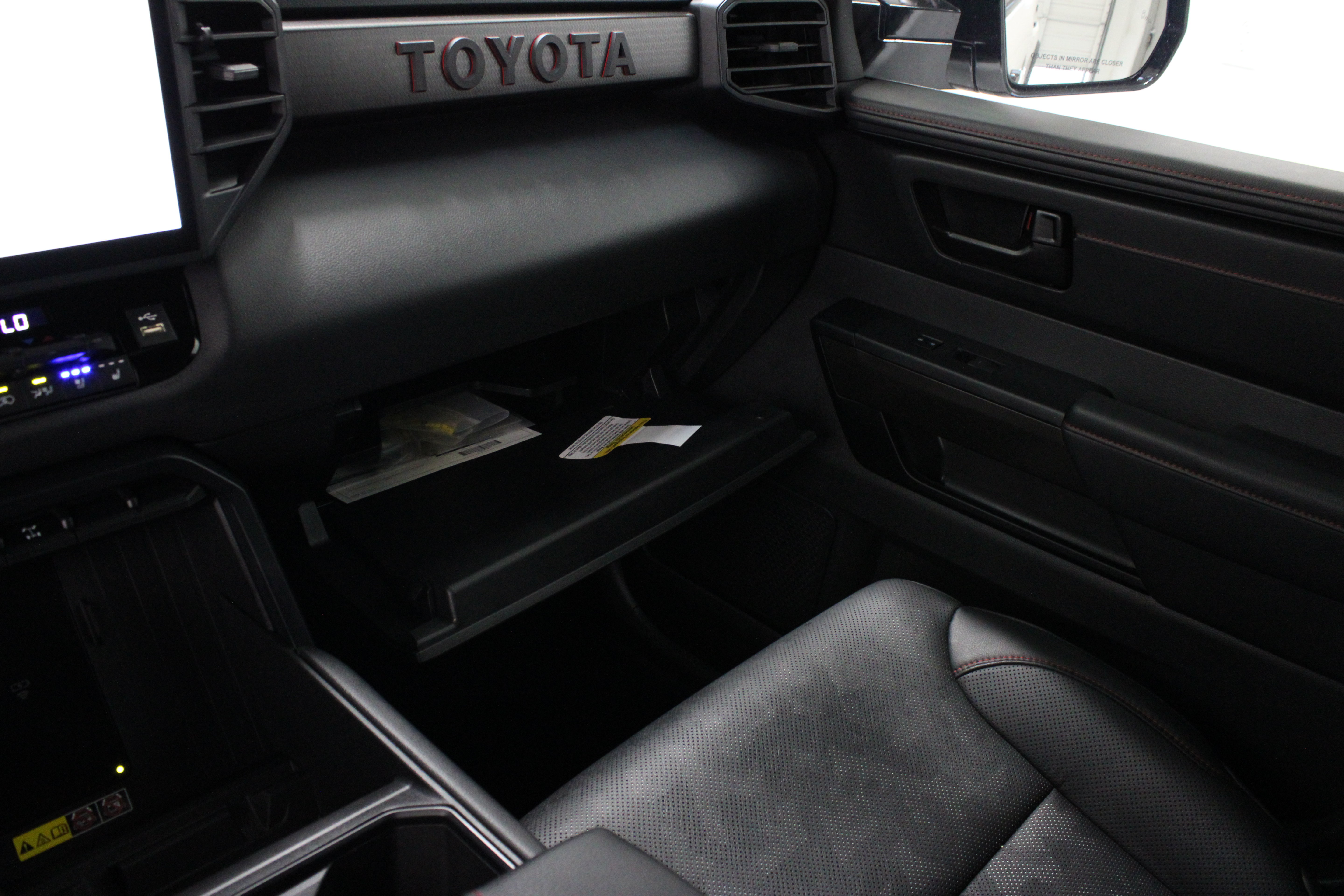 Used 2026 Toyota Sequoia TRD Pro AWD/4WD image 25