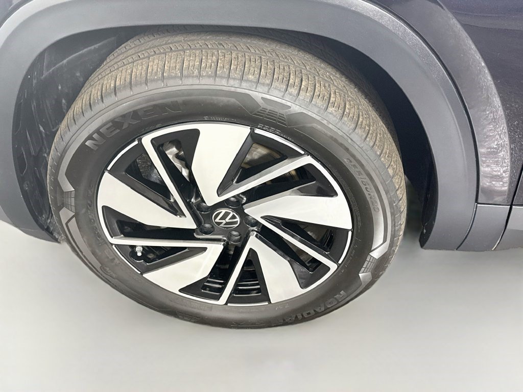 Used 2026 Volkswagen Atlas SE FWD image 37