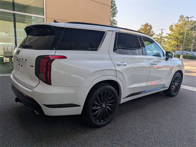 Used 2025 Hyundai Palisade Calligraphy image 5
