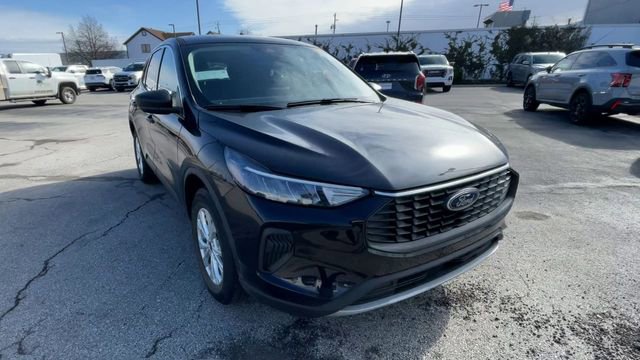 Used 2023 Ford Escape Active image 4
