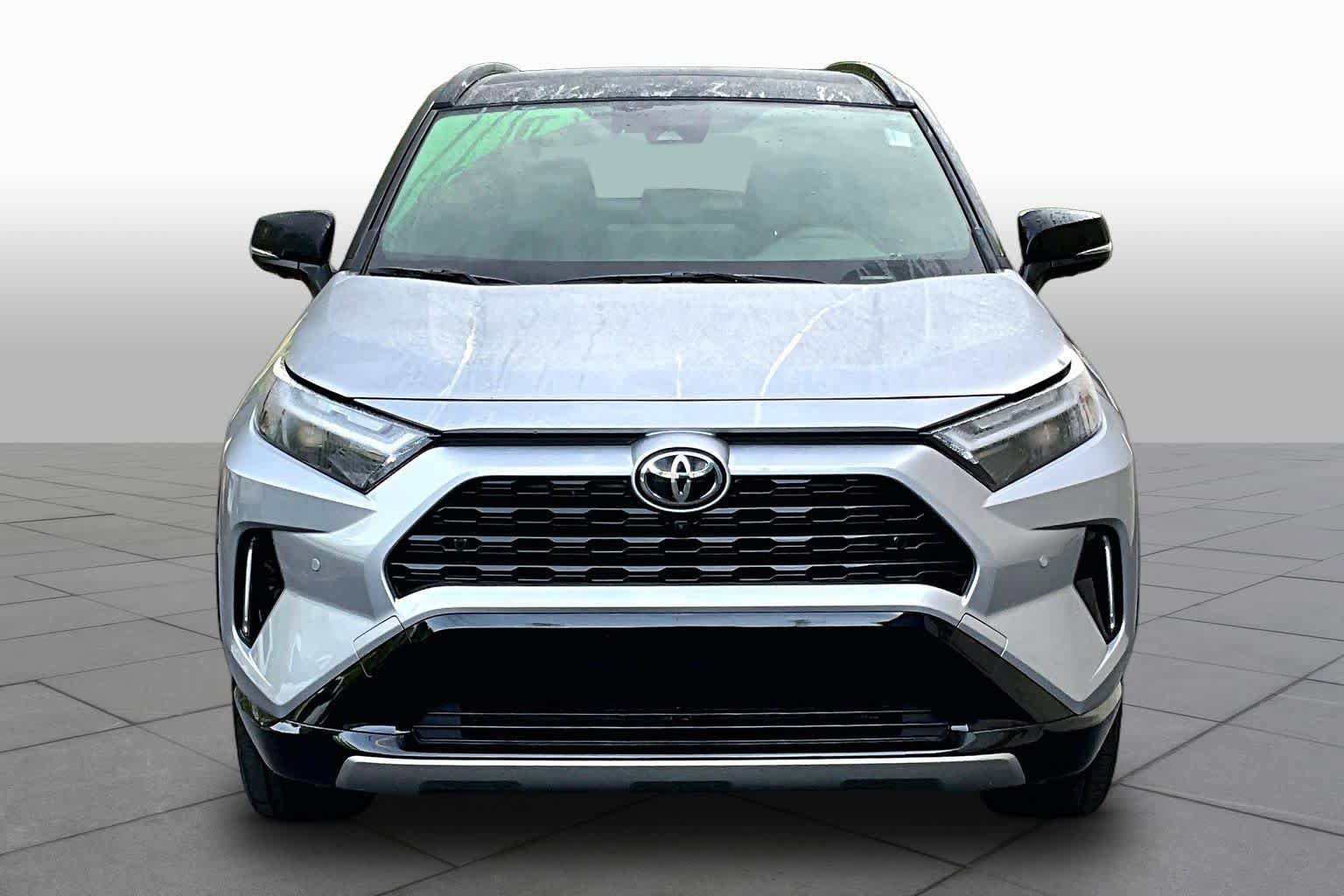 Certified 2025 Toyota RAV4 XSE w/ Advanced Technology Package AWD/4WD image 4