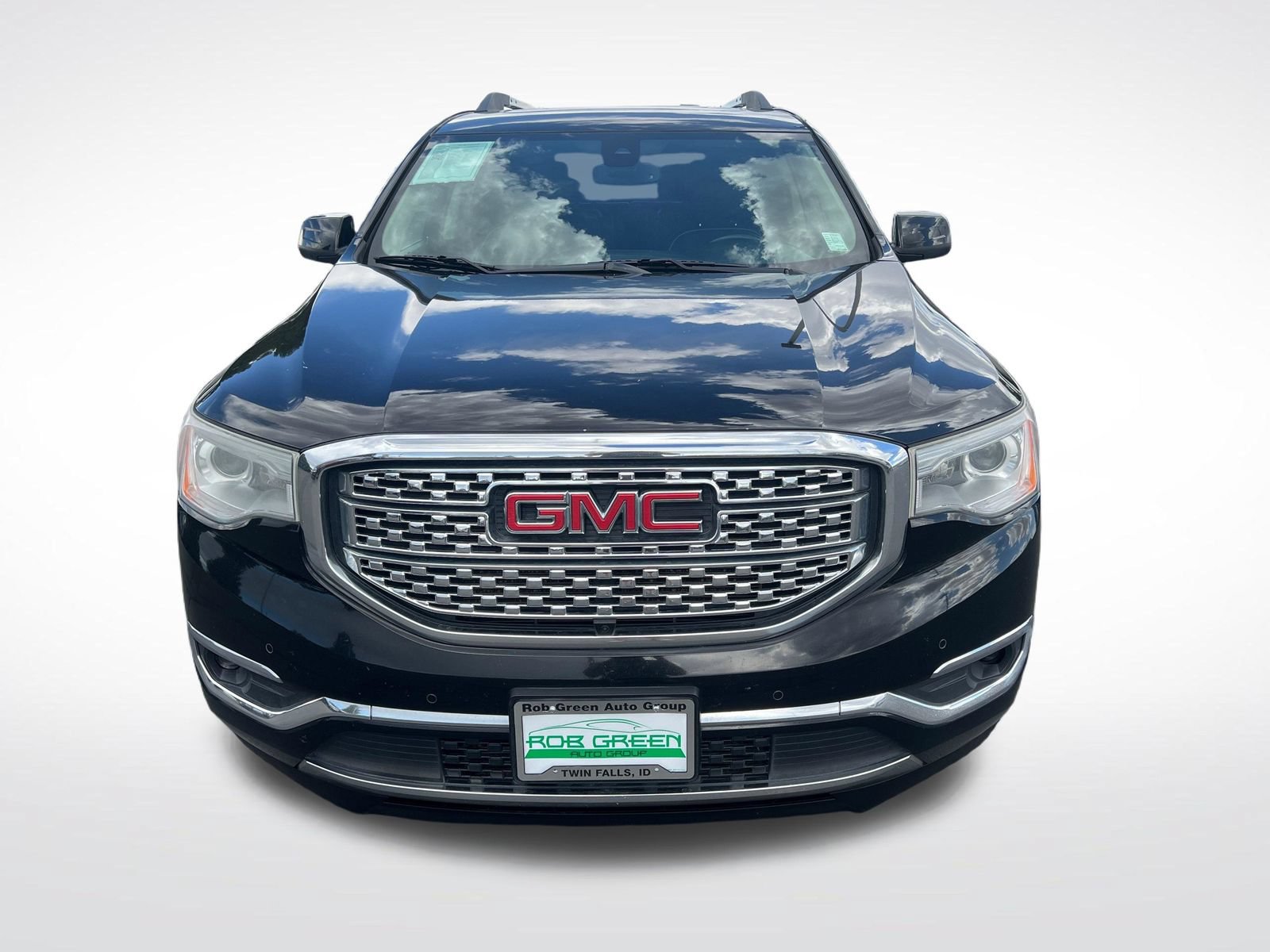 Used 2017 GMC Acadia Denali w/ Technology Package AWD/4WD image 8