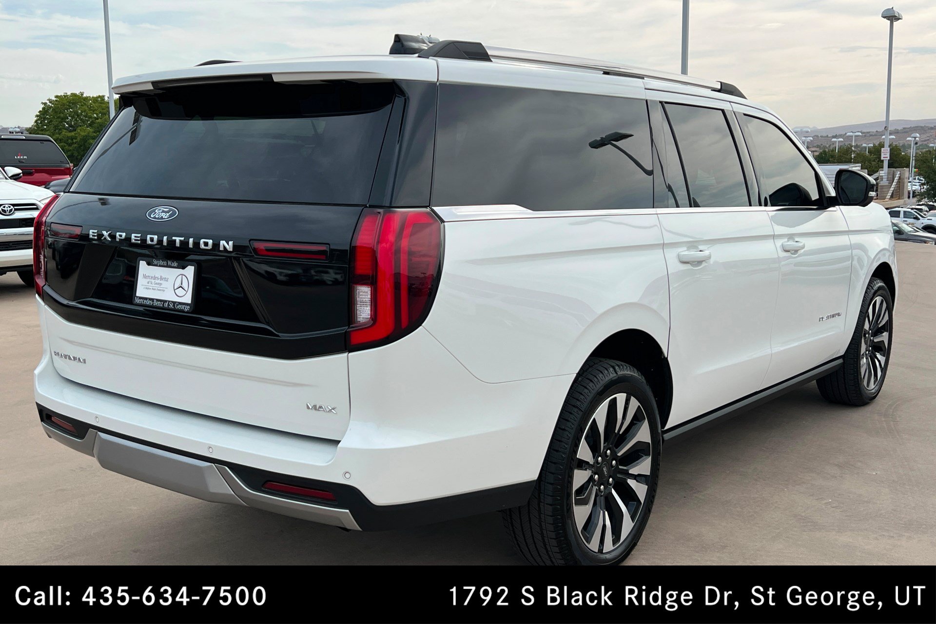 Used 2026 Ford Expedition Max Platinum w/ Driver's Package AWD/4WD image 5